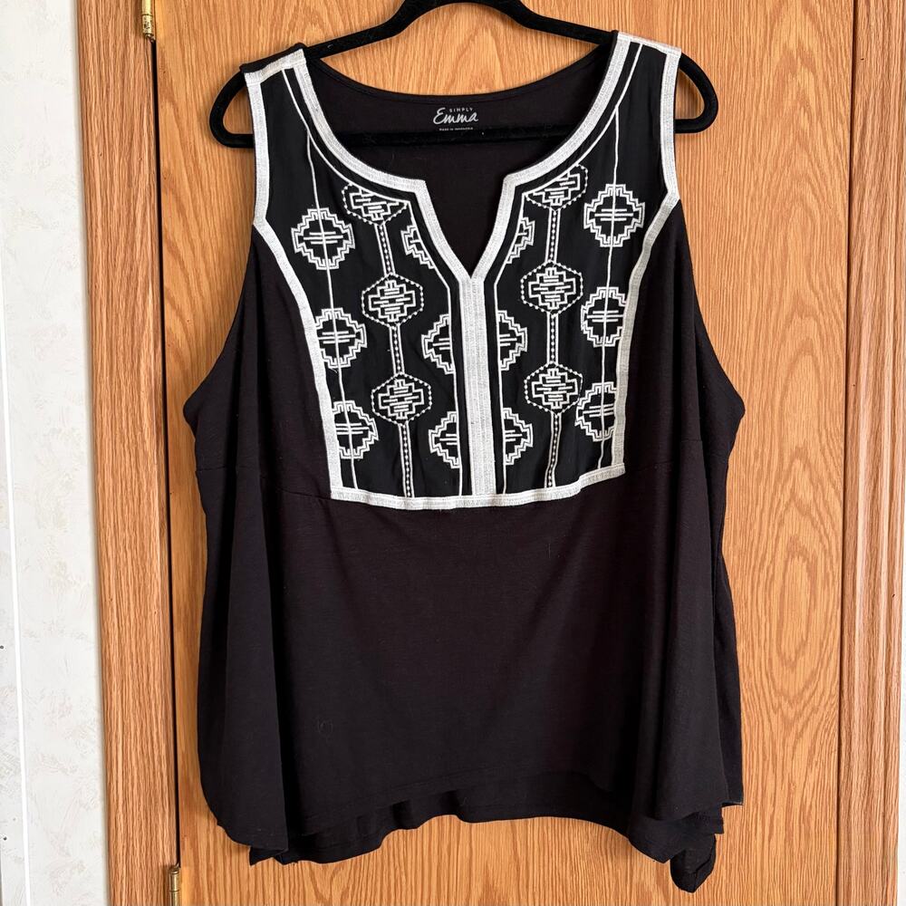 Simply Emma Plus Size Black Sharkbite Swing Top Tunic With Embroidered Yoke Boho